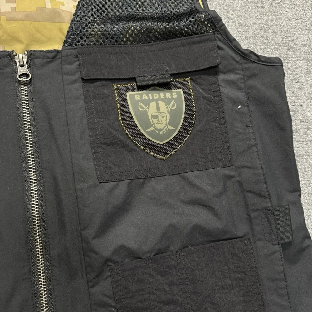 Nike Las Vegas Raiders On Field Salute to Service Utility Vest Size Small Camo A - Picture 4 of 11